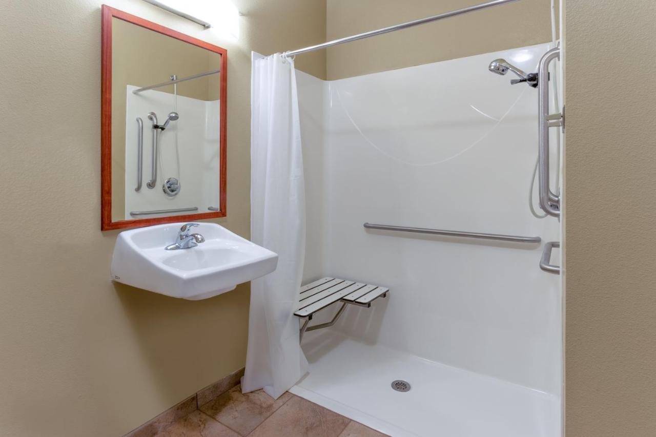 Candlewood Suites Minot By Ihg Exterior foto